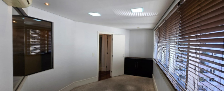 Imagem Ponto Comercial à Venda, 60 m² em Jardim Paulistano - São Paulo Imagem Ponto Comercial à Venda, 60 m² em Jardim Paulistano - São Paulo