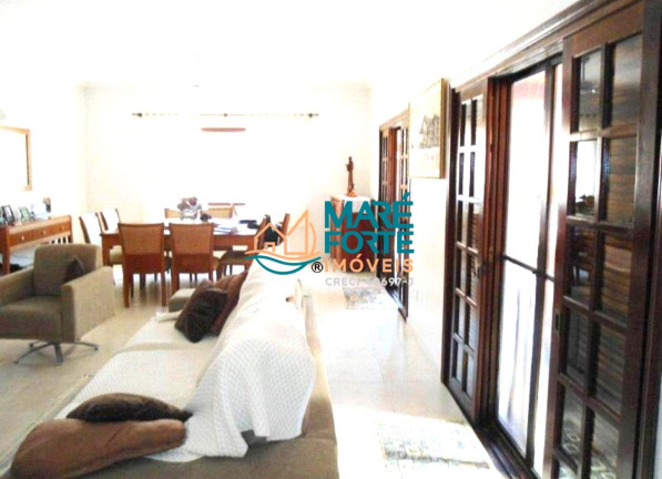 Imagem Sobrado com 3 Quartos à Venda, 250 m² em Centro - Ubatuba Imagem Sobrado com 3 Quartos à Venda, 250 m² em Centro - Ubatuba