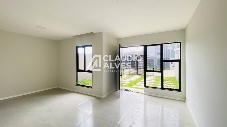 Imagem Casa com 3 Quartos à Venda, 107 m² em Parque Ipê - Feira De Santana