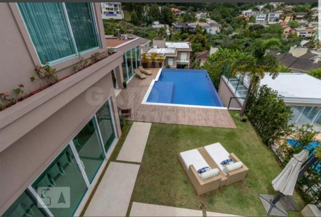 Imagem Casa com 5 Quartos à Venda, 740 m² em Alphaville - Santana De Parnaíba Imagem Casa com 5 Quartos à Venda, 740 m² em Alphaville - Santana De Parnaíba