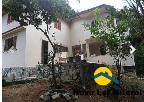 Casa com 3 Quartos à Venda, 300 m² em Vale Dos Pinheiros - Nova Friburgo