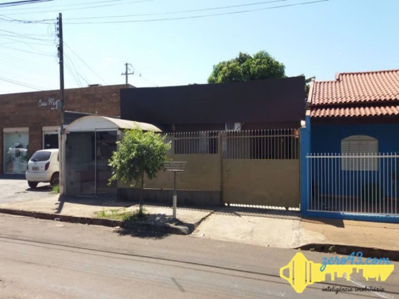 Casa com 4 Quartos à Venda, 170 m² em Conjunto Semiramis Barros Braga - Londrina