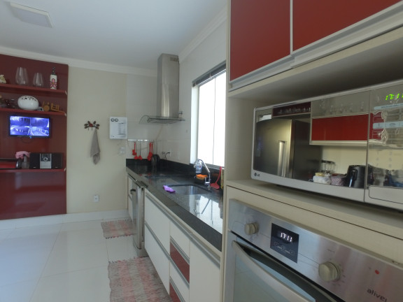 Imagem Imóvel com 4 Quartos à Venda, 350 m² em Taguatinga Norte (taguatinga) - Brasília