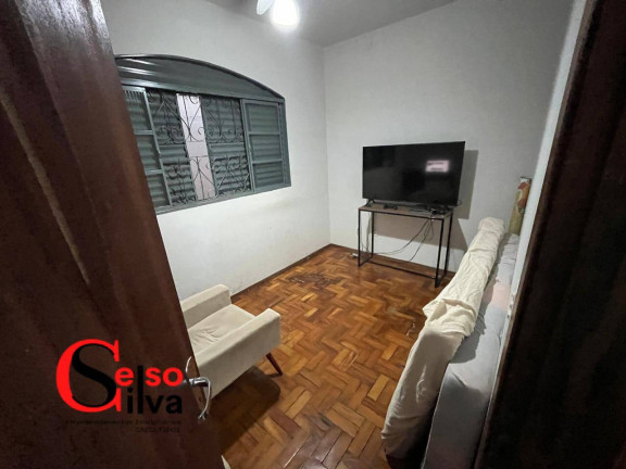 Imagem Casa com 3 Quartos à Venda, 360 m² em Maringá