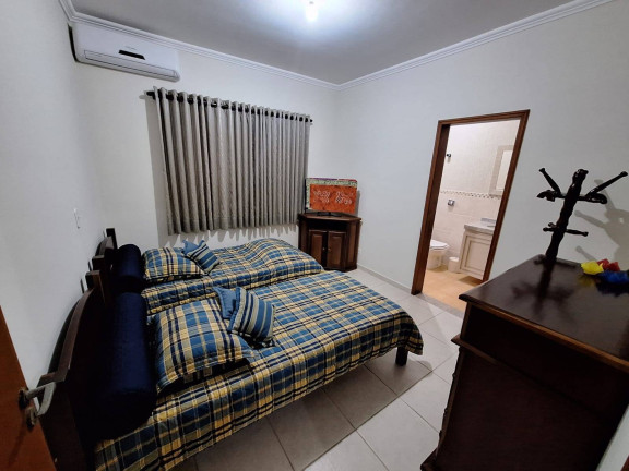 Imagem Casa com 3 Quartos à Venda, 537 m² em Parque Balneário Oasis - Peruíbe Imagem Casa com 3 Quartos à Venda, 537 m² em Parque Balneário Oasis - Peruíbe