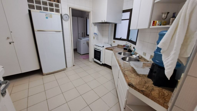 Imagem Imóvel com 3 Quartos à Venda, 160 m² em Pitangueiras - Guarujá Imagem Imóvel com 3 Quartos à Venda, 160 m² em Pitangueiras - Guarujá
