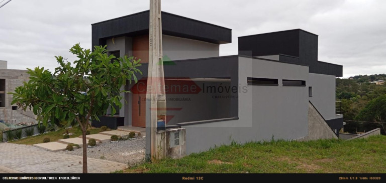 Imagem Casa com 3 Quartos à Venda, 262 m² em Condominio Cataguá Way - Taubaté Imagem Casa com 3 Quartos à Venda, 262 m² em Condominio Cataguá Way - Taubaté