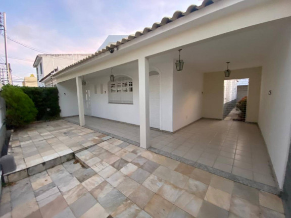 Casa com 4 Quartos à Venda, 300 m² em Farolândia - Aracaju