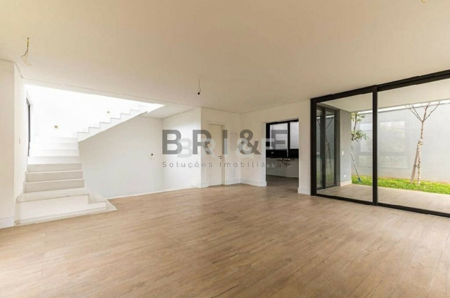 Imagem Casa com 3 Quartos à Venda, 272 m² em Moema - São Paulo