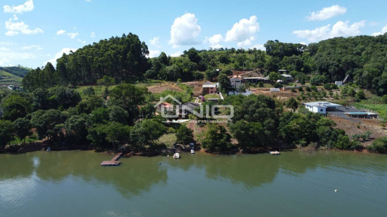 Casa com 4 Quartos para Temporada,  em Morro Verde - Mangueirinha