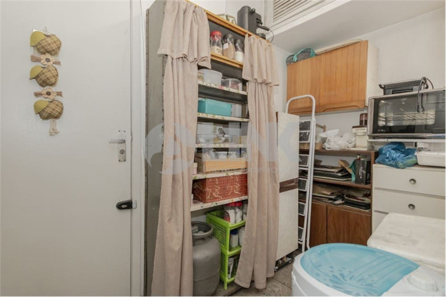Imagem Apartamento com 3 Quartos à Venda, 95 m² em Centro Histórico - Porto Alegre Imagem Apartamento com 3 Quartos à Venda, 95 m² em Centro Histórico - Porto Alegre