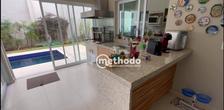 Imagem Casa com 3 Quartos à Venda, 236 m² em Swiss Park - Campinas Imagem Casa com 3 Quartos à Venda, 236 m² em Swiss Park - Campinas