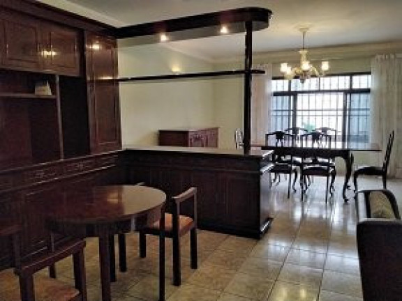 Imagem Casa com 3 Quartos à Venda, 220 m² em Vila Moinho Velho - São Paulo