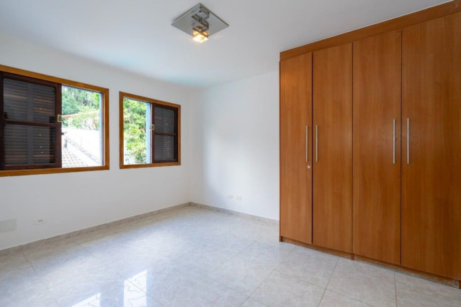 Imagem Casa com 3 Quartos à Venda, 324 m² em Gramado - Cotia