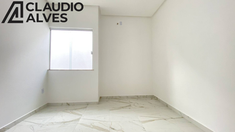 Imagem Casa com 3 Quartos à Venda, 85 m² em Parque Ipê - Feira De Santana