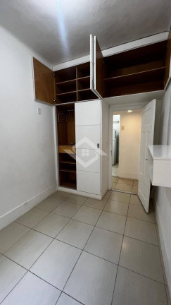 Imagem Apartamento com 2 Quartos à Venda, 80 m² em Copacabana - Rio De Janeiro
