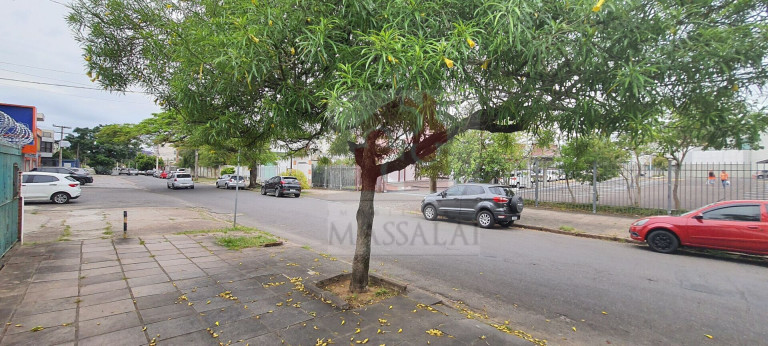 Imagem Casa com 3 Quartos à Venda, 140 m² em São João - Porto Alegre Imagem Casa com 3 Quartos à Venda, 140 m² em São João - Porto Alegre