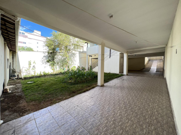 Imagem Casa com 4 Quartos à Venda, 300 m² em Cabral - Contagem