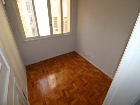 Imagem Apartamento com 2 Quartos à Venda, 81 m² em Copacabana - Rio De Janeiro