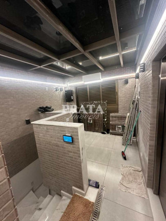 Imagem Casa com 3 Quartos à Venda, 250 m² em Campo Grande - Santos Imagem Casa com 3 Quartos à Venda, 250 m² em Campo Grande - Santos