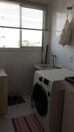 Imagem Apartamento com 2 Quartos à Venda,  em Bauru