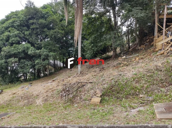 Imagem Imóvel à Venda, 530 m² em Córrego Grande - Florianópolis Imagem Imóvel à Venda, 530 m² em Córrego Grande - Florianópolis