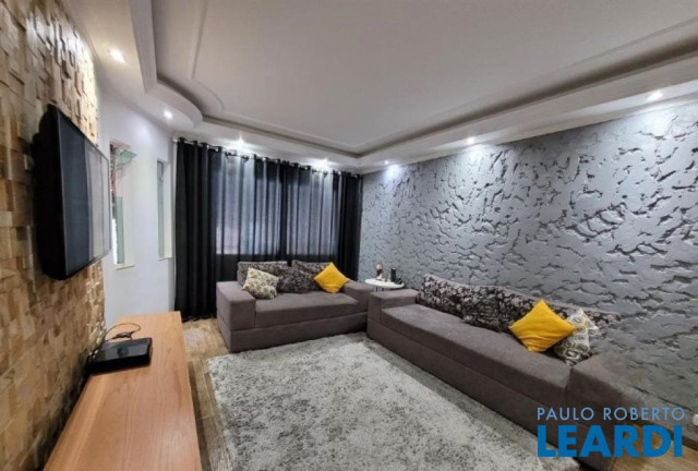 Imagem Sobrado com 3 Quartos à Venda, 173 m² em Parque Oratório - Santo André Imagem Sobrado com 3 Quartos à Venda, 173 m² em Parque Oratório - Santo André