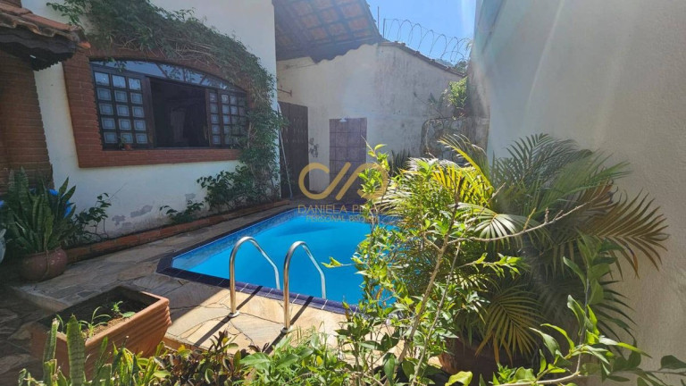 Casa com 3 Quartos à Venda, 166 m² em Canto Do Forte - Praia Grande