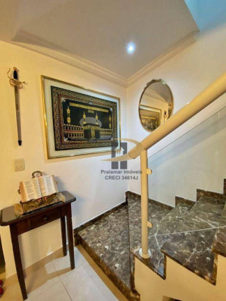 Imagem Sobrado com 4 Quartos à Venda, 218 m² em Boqueirão - Santos Imagem Sobrado com 4 Quartos à Venda, 218 m² em Boqueirão - Santos