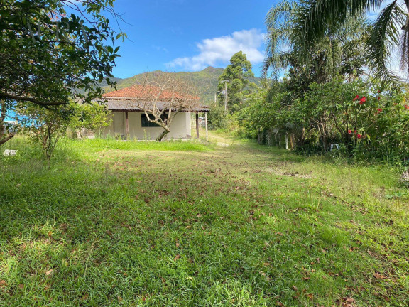 Imagem Casa com 2 Quartos à Venda, 2 m² em Centro - Governador Celso Ramos