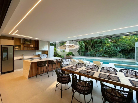 Imagem Casa com 7 Quartos à Venda, 455 m² em Riviera - Bertioga