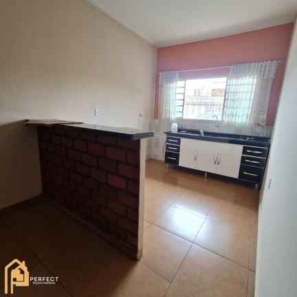 Imagem Casa com 4 Quartos à Venda, 250 m² em Centro - Taubaté