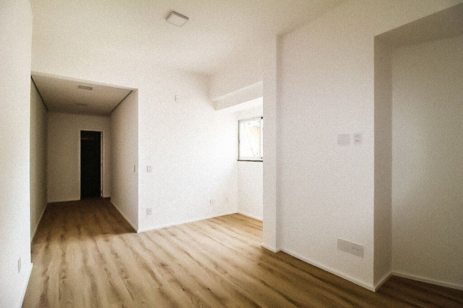 Imagem Imóvel com 2 Quartos à Venda, em Copacabana - Rio De Janeiro Imagem Imóvel com 2 Quartos à Venda, em Copacabana - Rio De Janeiro