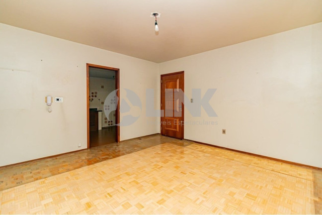 Imagem Apartamento com 3 Quartos à Venda, 76 m² em Mont Serrat - Porto Alegre