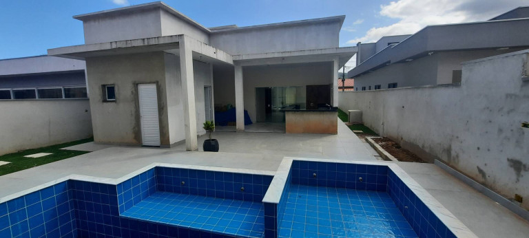 Imagem Casa com 3 Quartos à Venda, 190 m² em Mar Verde Ii - Caraguatatuba