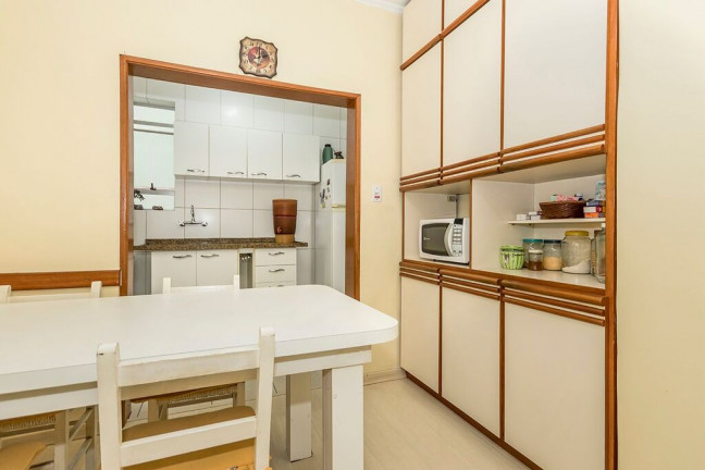 Imagem Apartamento com 2 Quartos à Venda, 77 m² em Santana - Porto Alegre