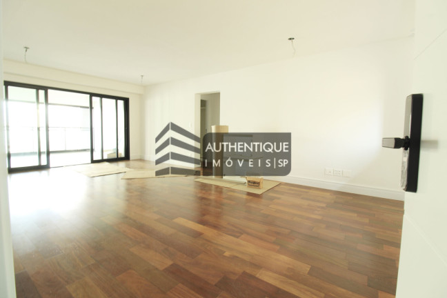 Imagem Apartamento com 3 Quartos à Venda, 163 m² em Moema - São Paulo Imagem Apartamento com 3 Quartos à Venda, 163 m² em Moema - São Paulo