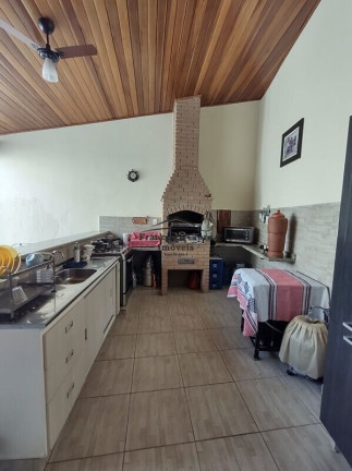 Imagem Casa com 3 Quartos à Venda, 194 m² em Jardim Aeroporto - Guaratinguetá Imagem Casa com 3 Quartos à Venda, 194 m² em Jardim Aeroporto - Guaratinguetá