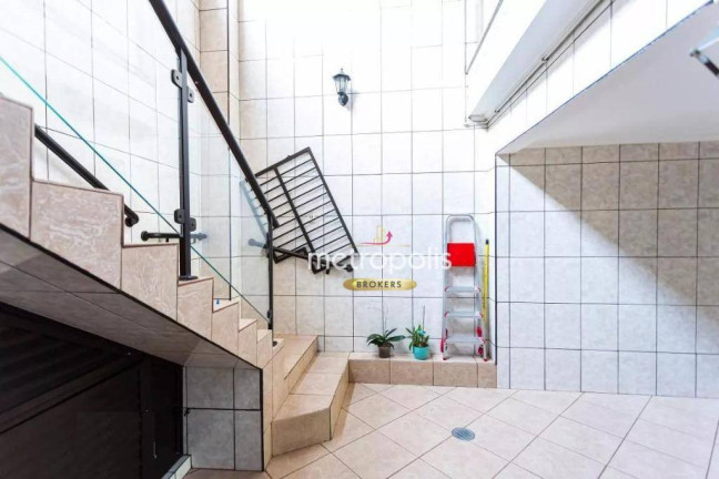 Imagem Sobrado com 5 Quartos à Venda, 247 m² em Vila Yolanda - Osasco