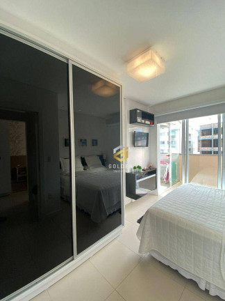 Imagem Cobertura com 3 Quartos à Venda ou Temporada, 117 m² em Bombas - Bombinhas