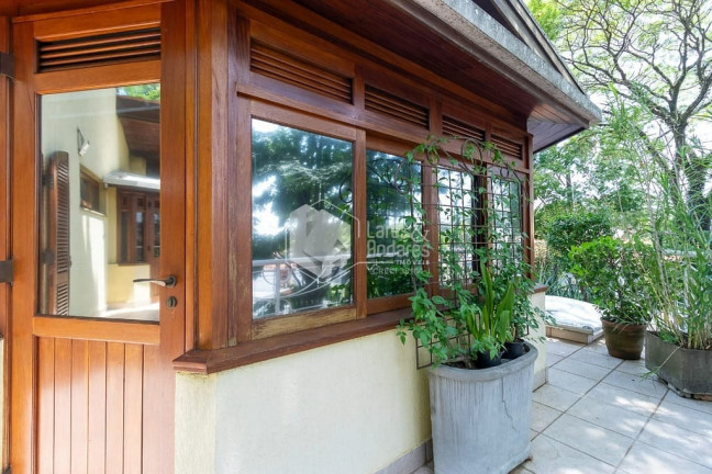 Imagem Casa com 4 Quartos à Venda, 440 m² em Jardim Prudência - São Paulo Imagem Casa com 4 Quartos à Venda, 440 m² em Jardim Prudência - São Paulo