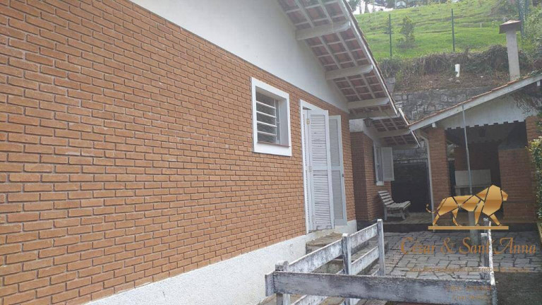 Imagem Casa com 3 Quartos à Venda, 220 m² em Campos Do Jordão