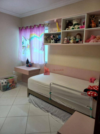 Imagem Sobrado com 3 Quartos à Venda, 180 m² em Ariribá - Balneário Camboriú