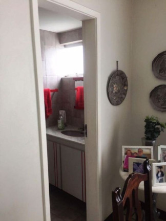 Imagem Apartamento com 3 Quartos à Venda, 124 m² em Candeal - Salvador