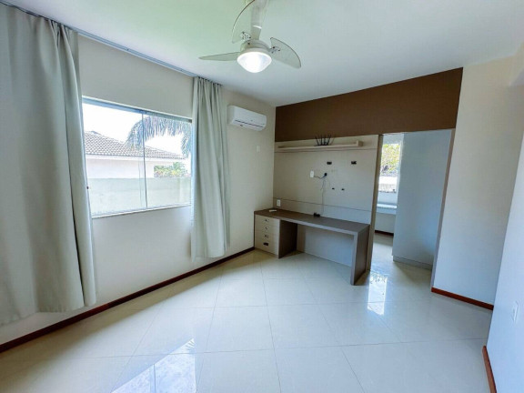 Imagem Casa com 3 Quartos à Venda, 410 m² em Sol Nascente - Guarapari