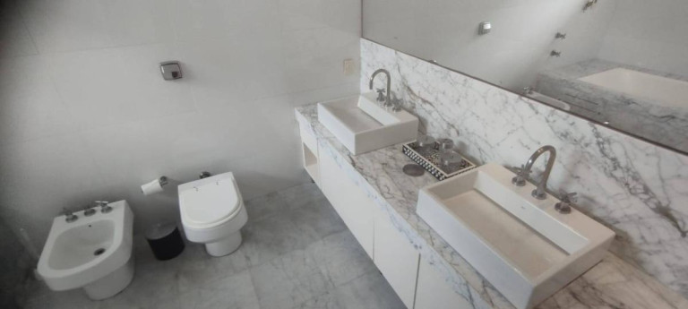 Imagem Casa com 5 Quartos para Alugar, 654 m² em Barra Da Tijuca - Rio De Janeiro Imagem Casa com 5 Quartos para Alugar, 654 m² em Barra Da Tijuca - Rio De Janeiro