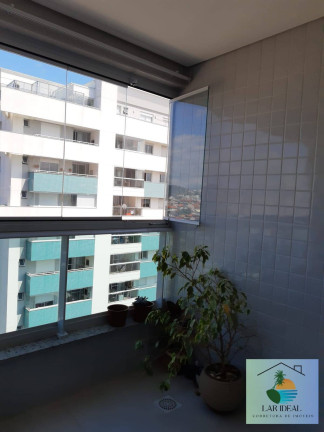 Apartamento com 3 Quartos à Venda,  em Barreiros - São José