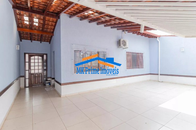Imagem Casa com 3 Quartos à Venda, 172 m² em I.a.p.i. - Osasco