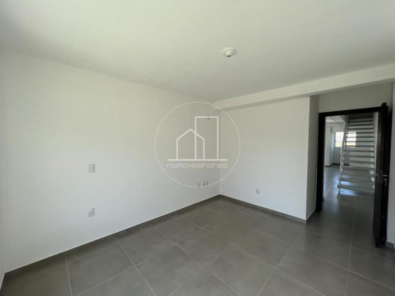 Imagem Casa com 3 Quartos à Venda, 185 m² em São João Do Rio Vermelho - Florianópolis Imagem Casa com 3 Quartos à Venda, 185 m² em São João Do Rio Vermelho - Florianópolis