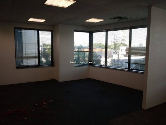 Imagem Sala Comercial para Alugar, 73 m² em Itaim Bibi - São Paulo Imagem Sala Comercial para Alugar, 73 m² em Itaim Bibi - São Paulo